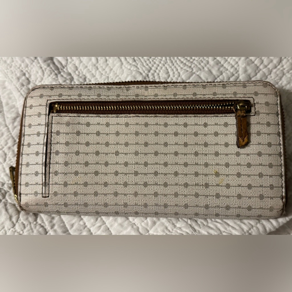 FOSSIL “Emma” RFID Wallet - Picture 5 of 7